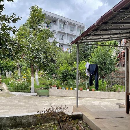 Batumi Summer Hotel Екстер'єр фото